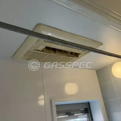 施工前の浴室乾燥機（FD2809F2S）