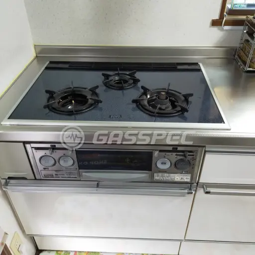 交換前のビルトインガスコンロ（サンウェーブ RRG734A1L2T）