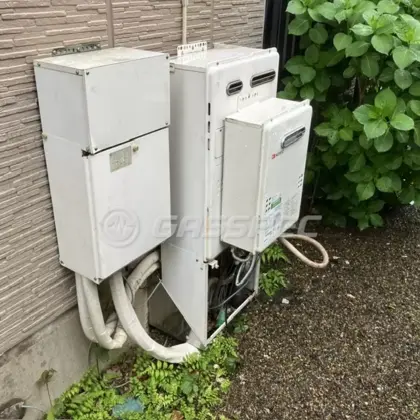 施工前の暖房熱源機（GTH-2434AWX）
