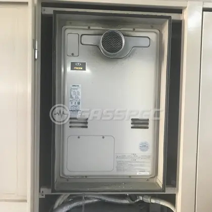 施工前の暖房熱源機（RUFH-V2403AT2-6）