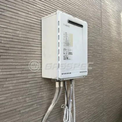 施工前の給湯器（GT-2450SAWX）