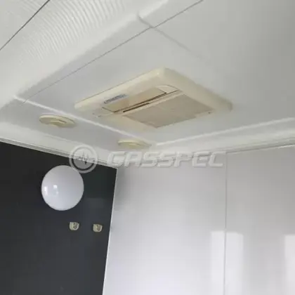 施工前の浴室乾燥機（FD2811J1）