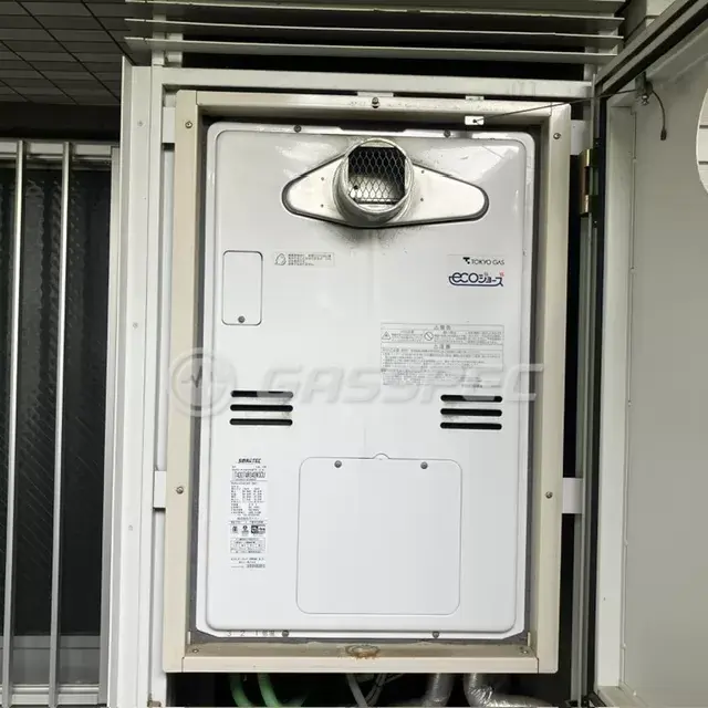 交換前の暖房熱源機（リンナイ RUFH-K2402SAT2-3(A)）