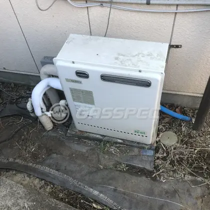施工前の給湯器（GRQ-2017AX）