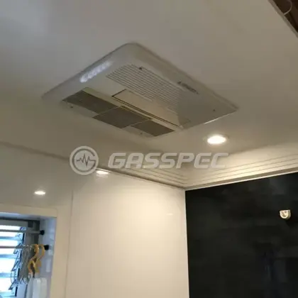 施工前の浴室乾燥機（161-5002）