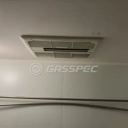 施工前の浴室乾燥機（BBD-3304ACSK-J3）