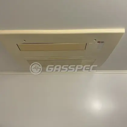 施工前の浴室乾燥機（ABD-3301ACSK-2）