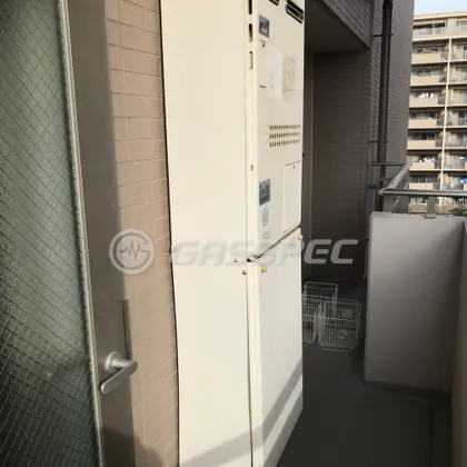 施工前の暖房熱源機（GTH-2434AWX）