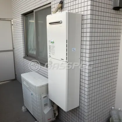 施工後の給湯器（リンナイ RUF-A2405SAW(B)）