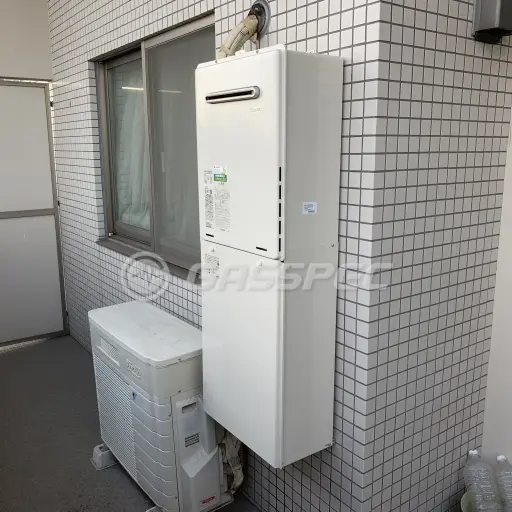 交換後の給湯器（リンナイ RUF-A2405SAW(B)）