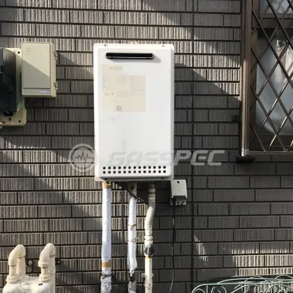 施工前の給湯器（GQ-1612WE）