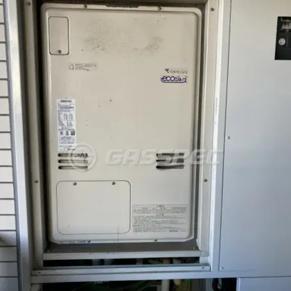 施工前の暖房熱源機（RUFH-K2400AU2-6）