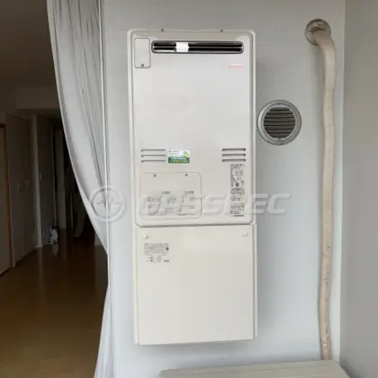 施工後の暖房熱源機（リンナイ RUFH-A2400AW2-3）