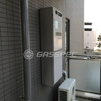 施工前の暖房熱源機（GTH-2417AWX3H）