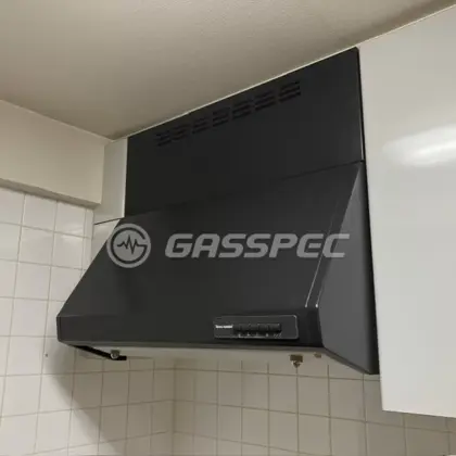 施工前のレンジフード