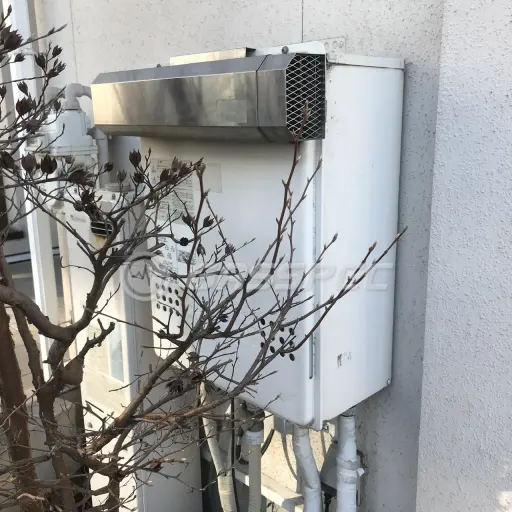 交換前の給湯器（ノーリツ GT-2427AWX）