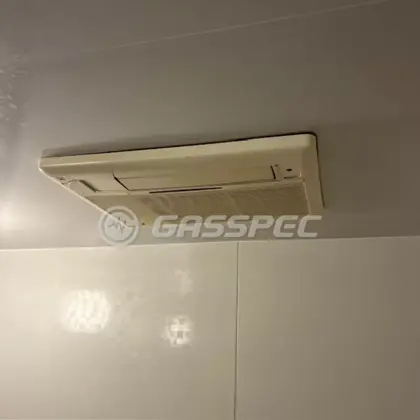 施工前の浴室乾燥機（FD2811J3）