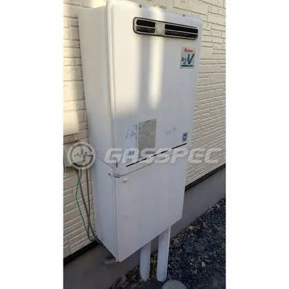 施工前の給湯器（RUF-V2401SAW）