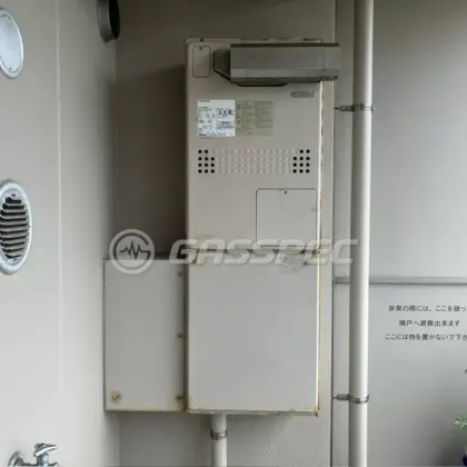 施工前の暖房熱源機（GTH-C2439AWX3H-L）