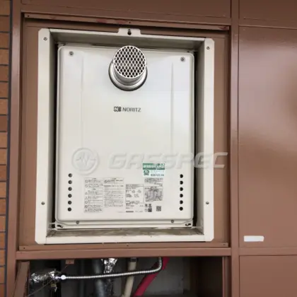 施工後の給湯器（ノーリツ GT-2460SAWX-T-1 BL）