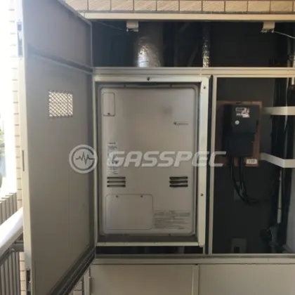 施工前の暖房熱源機（RUFH-V2403AU2-3）