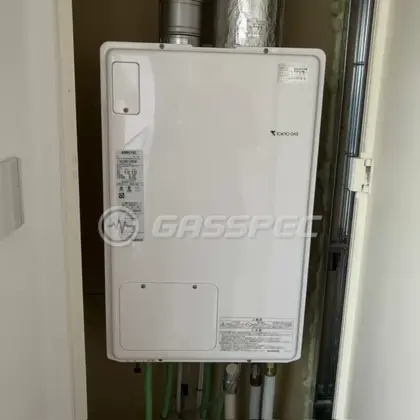 施工前の暖房熱源機（RUFH-V2403SAFF2-3(B)）