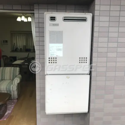 施工前の給湯器（GT-2427AWX）