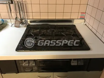 施工前のビルトインガスコンロ（DG3267NR）
