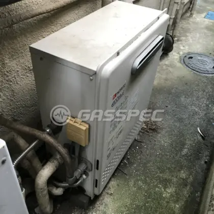 施工前の給湯器（GT-C1642SARX-MB）