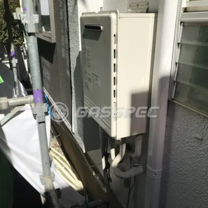 施工前の暖房熱源機（GT-2450AWX）