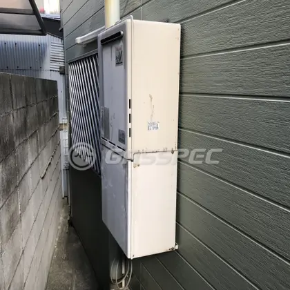 施工前の給湯器（RUF-240SAW(A)）