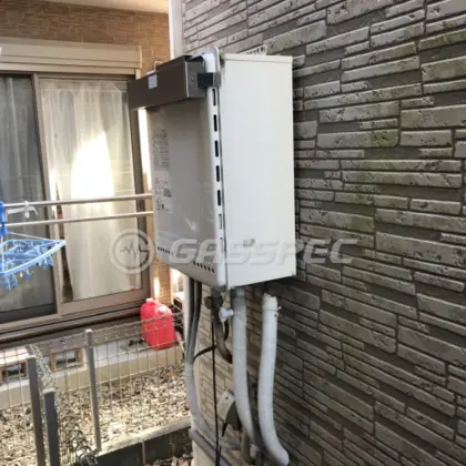 施工前の給湯器（GT-2028SAWX）