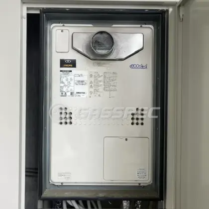 施工前の暖房熱源機（GTH-C2440SAWX6H-T）