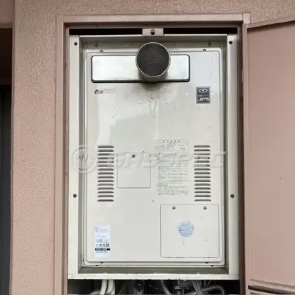 施工前の暖房熱源機（YG2431RT）