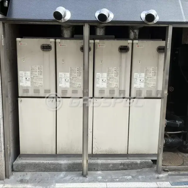 交換前の給湯器（ノーリツ OQB-407WZ　OQB-407WZF）