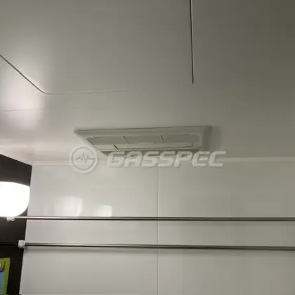 施工前の浴室乾燥機（BBD-3304ACSKJ3M）