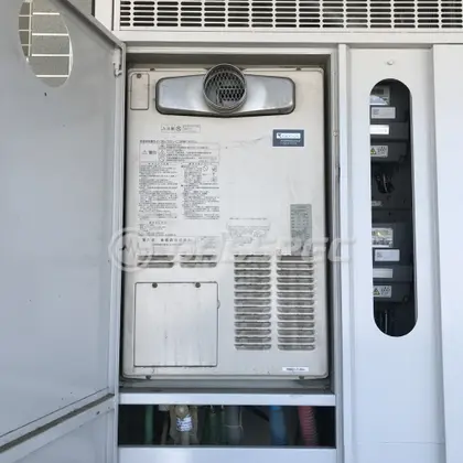 施工前の暖房熱源機（AT-4299ARSAW3Q-C）