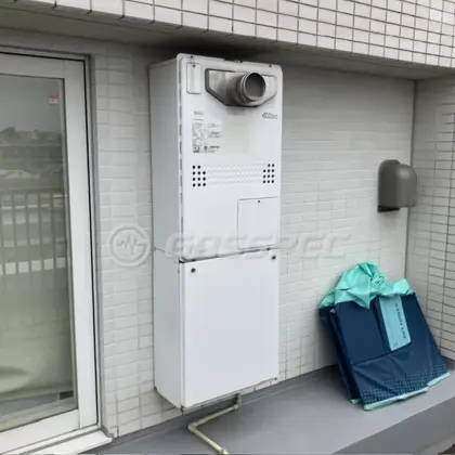 施工前の暖房熱源機（GTH-C2439SAWX3H-T）