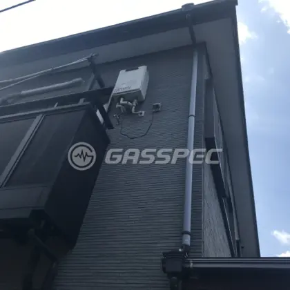 施工前の給湯器