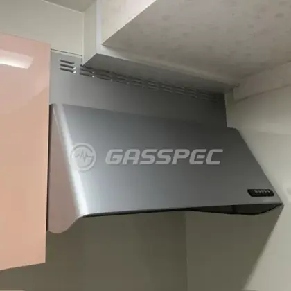 施工前のレンジフード（NBV-932SI）