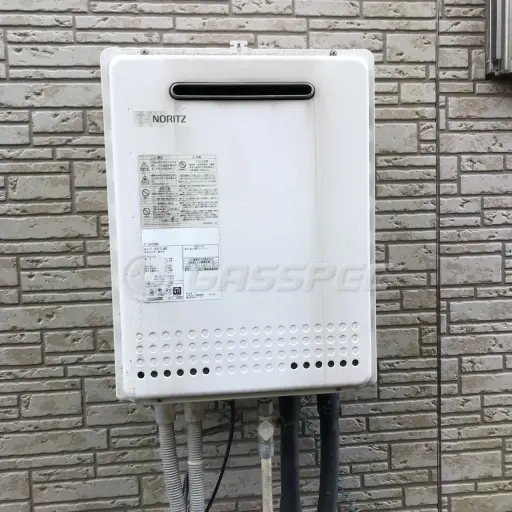 交換前の給湯器（ノーリツ GT-2428SAWX）