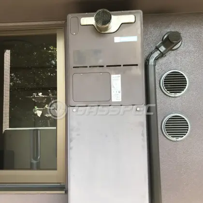 施工前の暖房熱源機（RUFH-VD2401AT2-3）