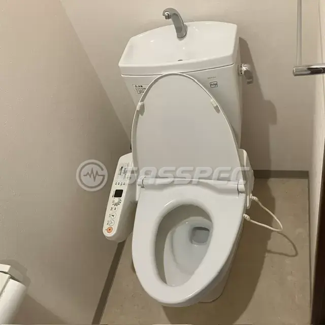 交換前のトイレ（TOTO CS380BP　SH381BA）