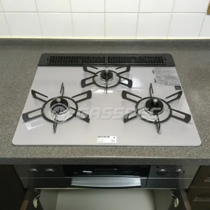 施工後のビルトインガスコンロ（リンナイ RHS31W23L7RSTW）