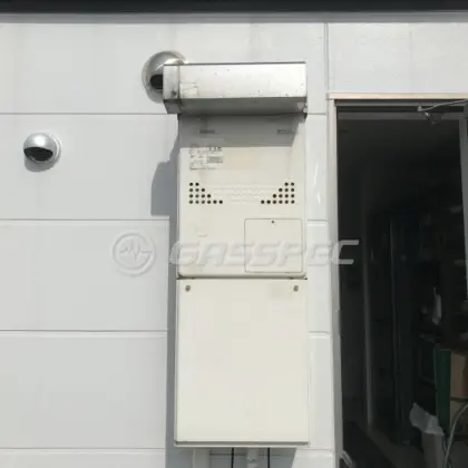 施工前の暖房熱源機（GTH-C2436AWX3H）
