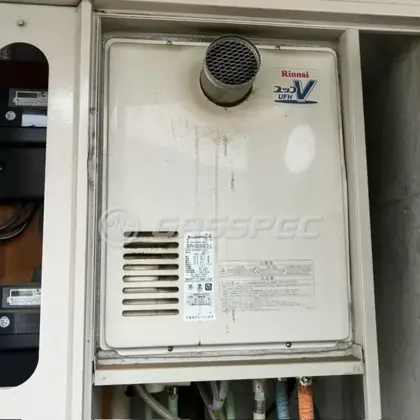 施工前の暖房熱源機（RUFH-VD2400AT2-3）