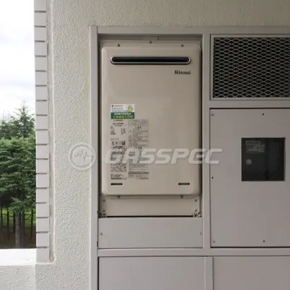 施工後の給湯器（リンナイ RUJ-A2400W）