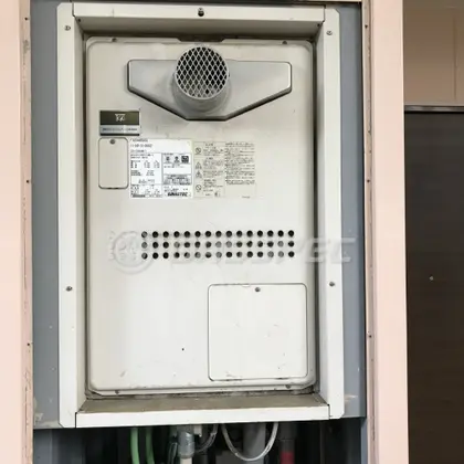 施工前の暖房熱源機（GTH-2434SAWX-T）