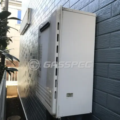 施工前の給湯器（GT-2450SAWX）