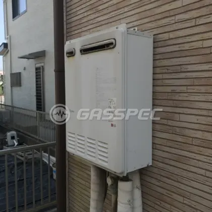 施工前の給湯器（FH-202AWD）